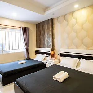 Hotel The Local Premium